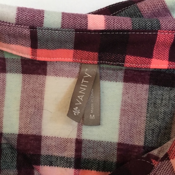 VANITY TOP PLAID BUTTON DOWN SIZE M - Picture 8 of 8